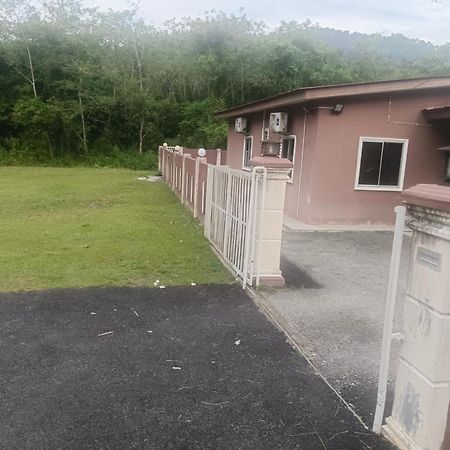 Aliza Scawa Homestay Kuala Pilah Eksteriør billede