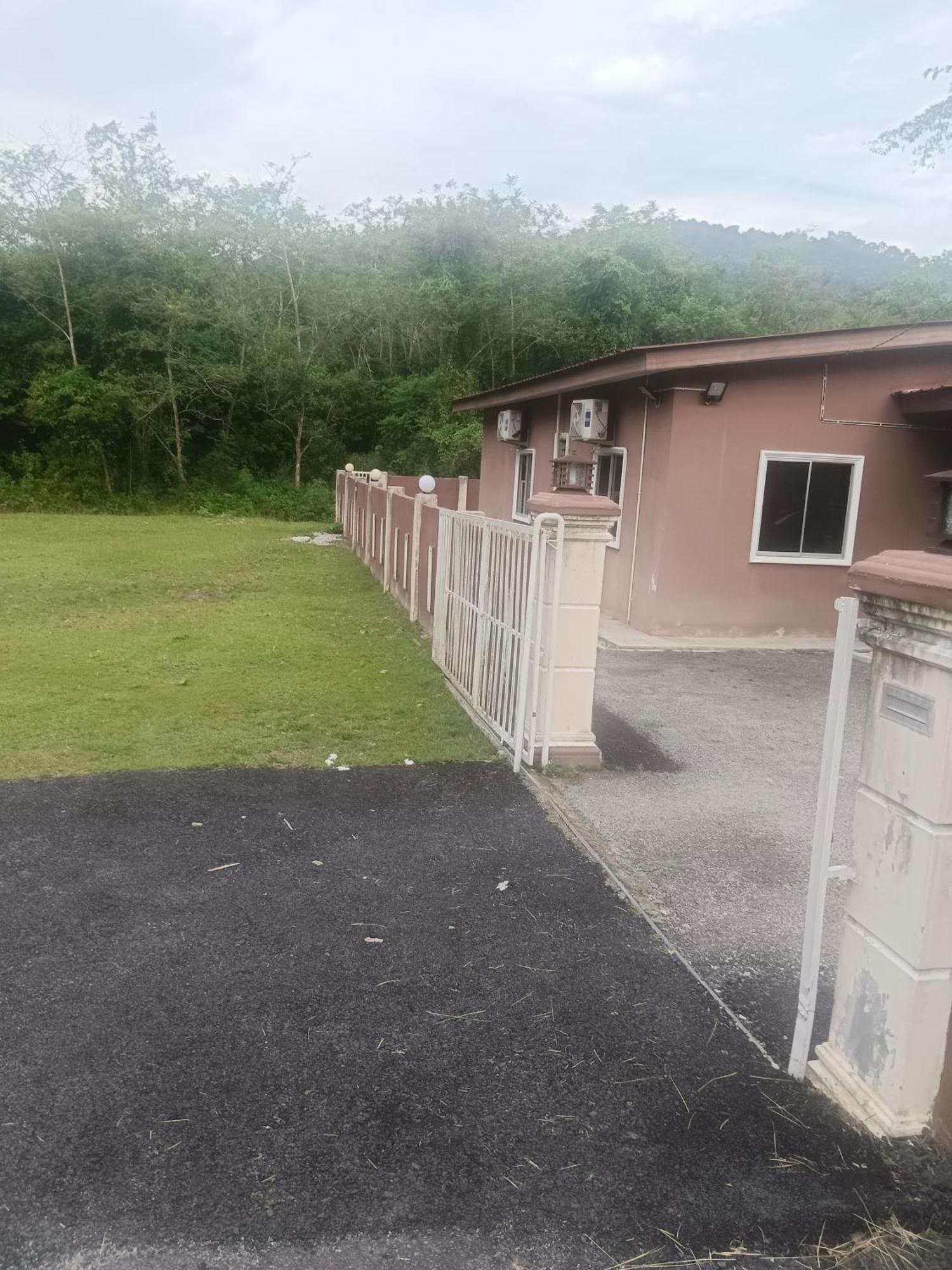Aliza Scawa Homestay Kuala Pilah Eksteriør billede